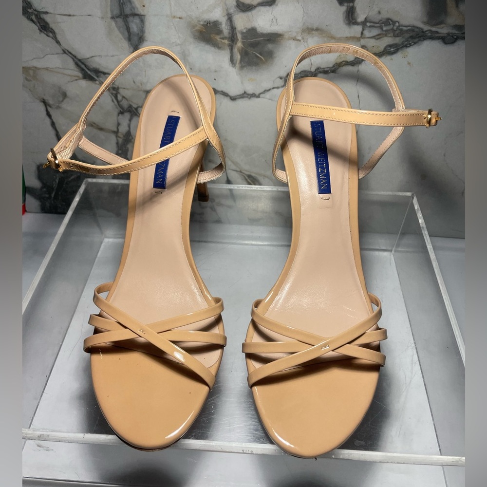 BNIB staut weitzman adodrn star Classic pump sz 9.5 M